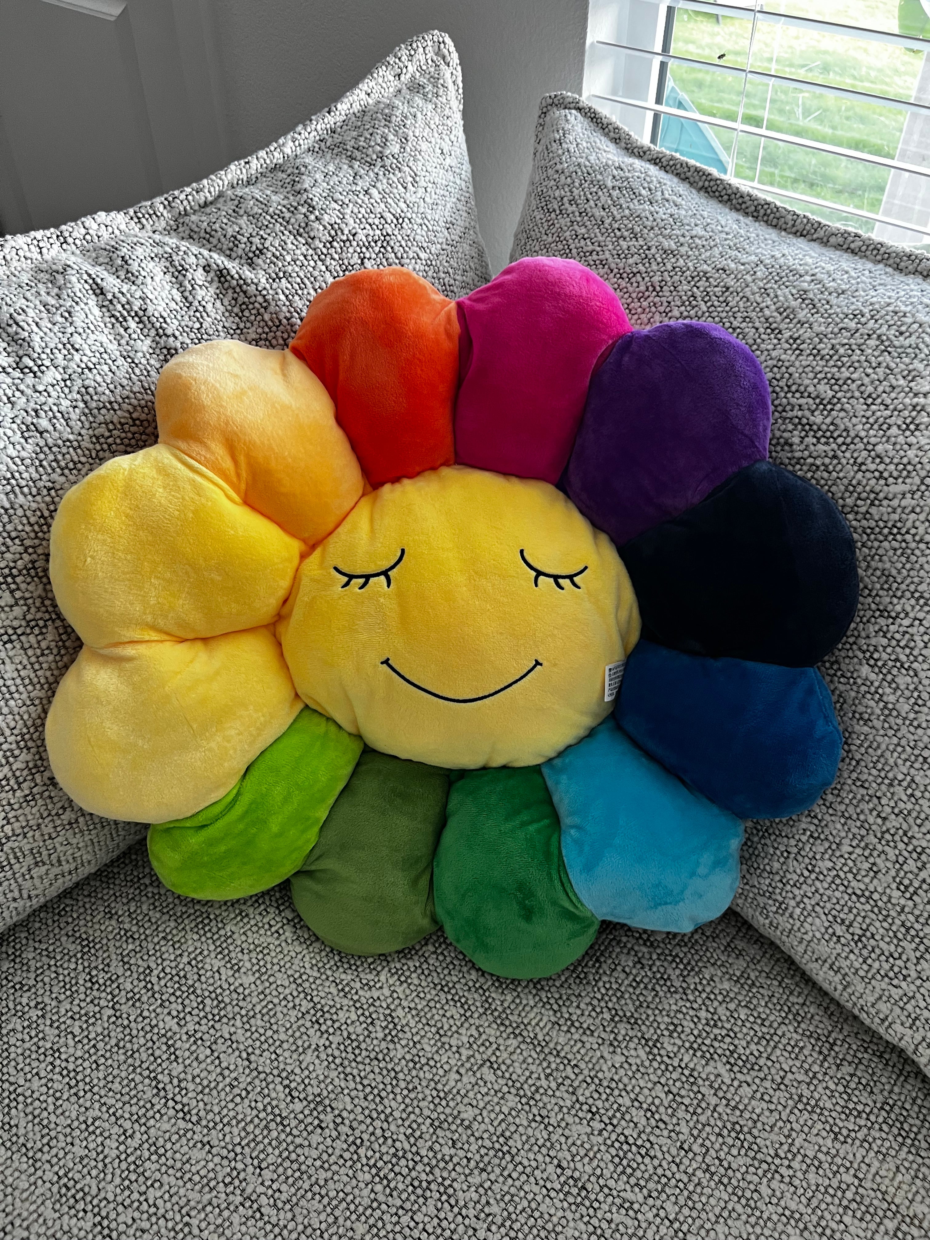 Flower pillow